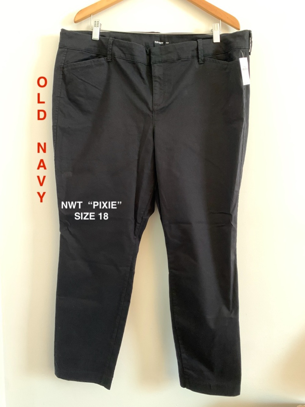 OLD NAVY Black Cotton Chinos “PIXIE” Style size 18 NWT